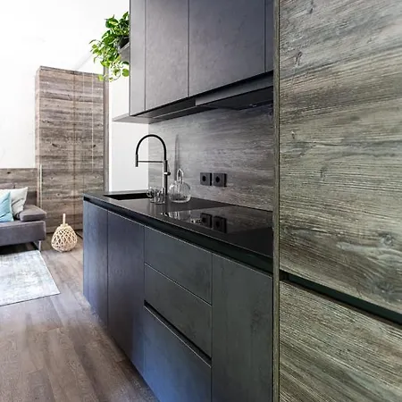 Dimensione Armonica - Elegance And Comfort Among Lakes And Hills *