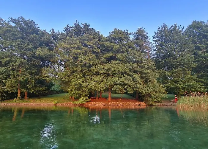 Dimensione Armonica - Elegance And Comfort Among Lakes And Hills 빌라